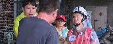 游淑貞冒雨逐戶撤離  守護鄉親安全　45戶86人完成安置
